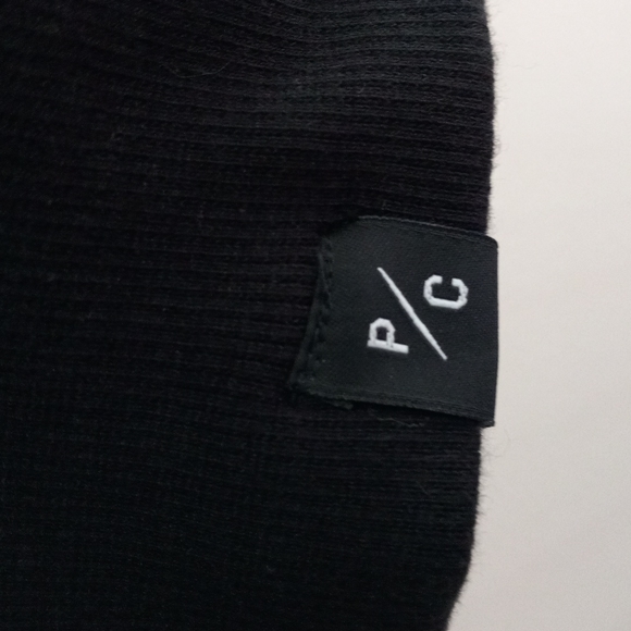 Canadian Built Sweater - Picture 3 of 4